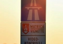 Változatlan e-matrica díjak személygépkocsikra 2013-ban is